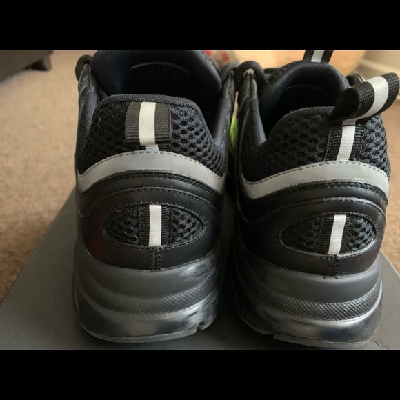 B22 Dior Sneakers - Picture 5 of 5